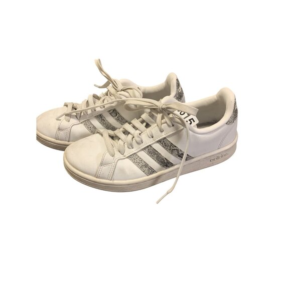adidas Shoes - Adidas Snakeskin Striped Low Top Sneakers Size 7